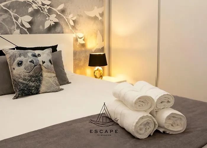 Lobos Dream Flat By Escape To Madeira