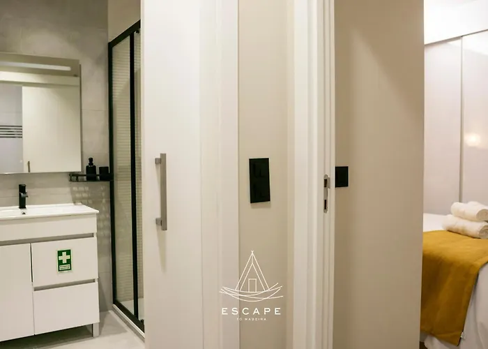 Lobos Dream Flat By Escape To Madeira * Câmara de Lobos