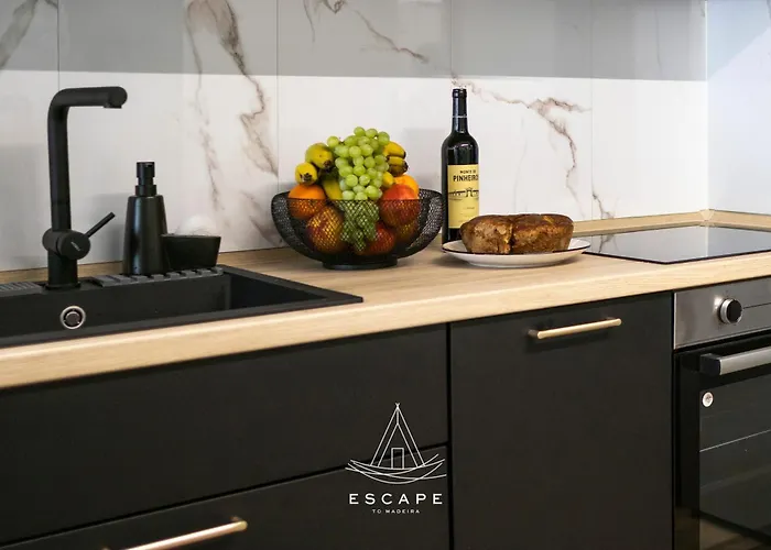 Lobos Dream Flat By Escape To Madeira * Câmara de Lobos